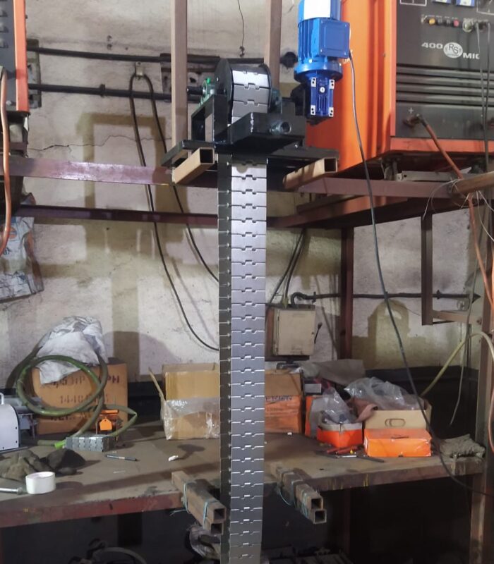 SS Steel Belt Oil Skimmer Manufacturers in India by Megamech Industries Pvt Ltd